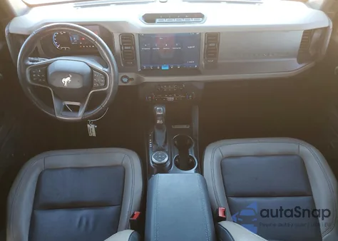 2024 Ford Bronco Wildtrak z USA, uszkodzony, nr VIN 1FMEE2BP1RLA04773